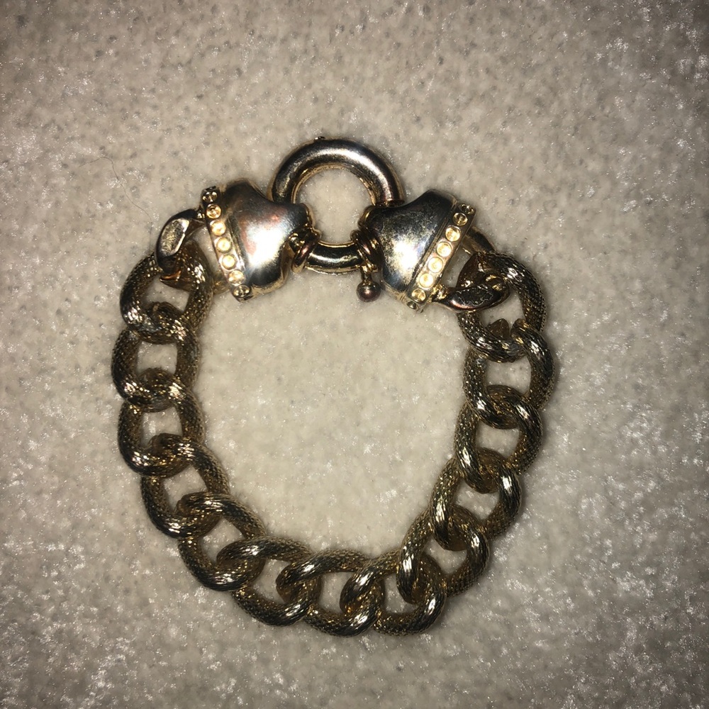 Gold chain bracelet